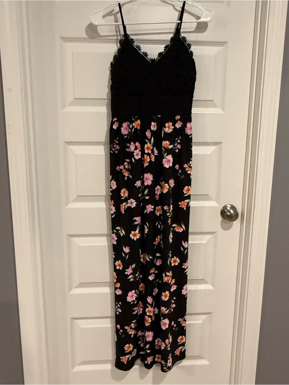 No Boundaries Black Floral Lace Crochet Maxi Dress Women’s Size M Boho